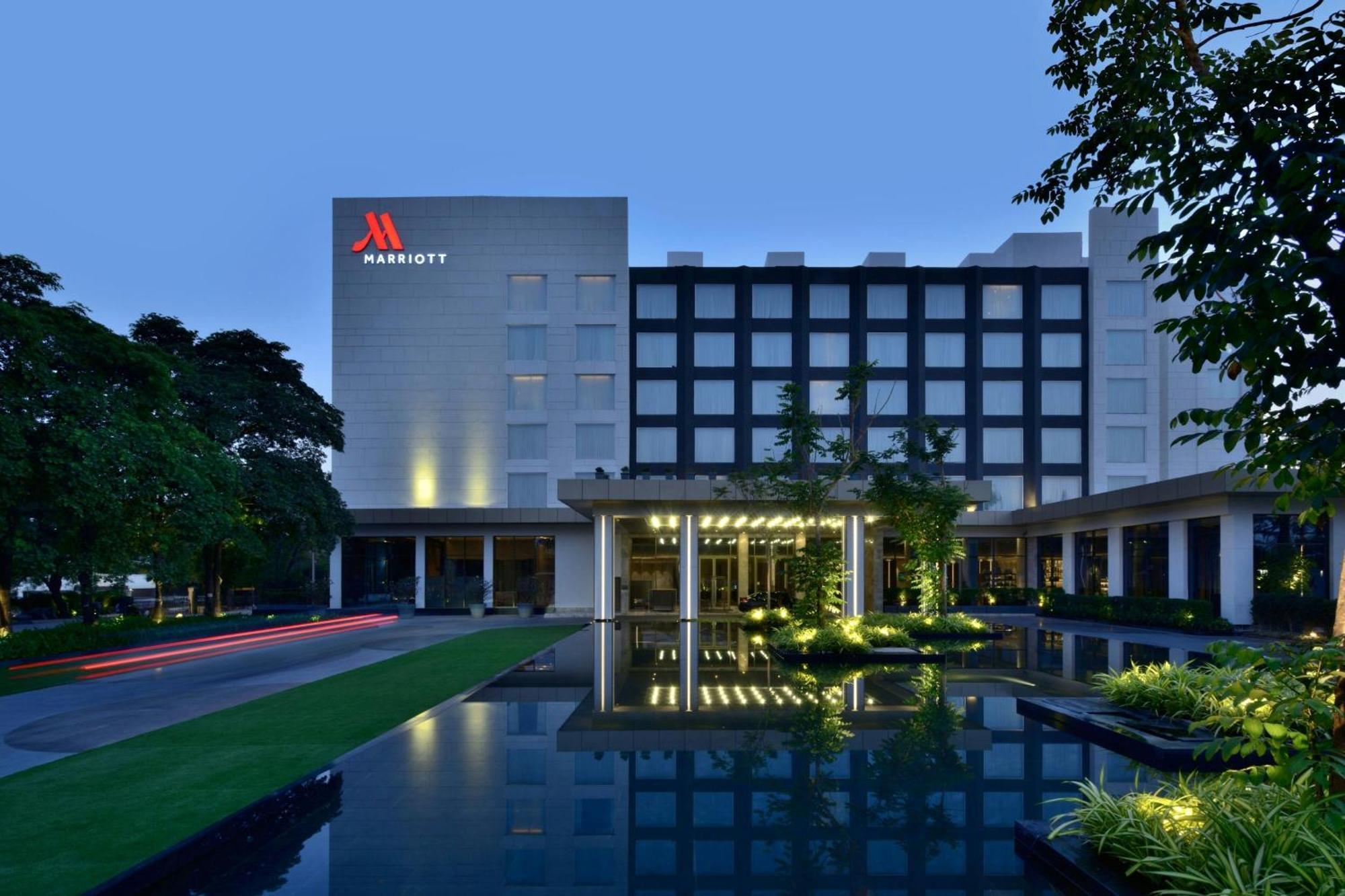 Indore Marriott Hotel Екстер'єр фото